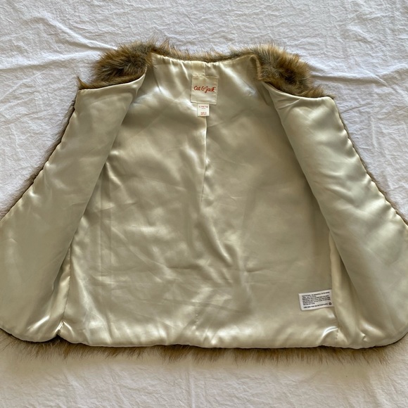 Cat & Jack - Little Kid Brown Faux Fur Vest - Picture 5 of 12